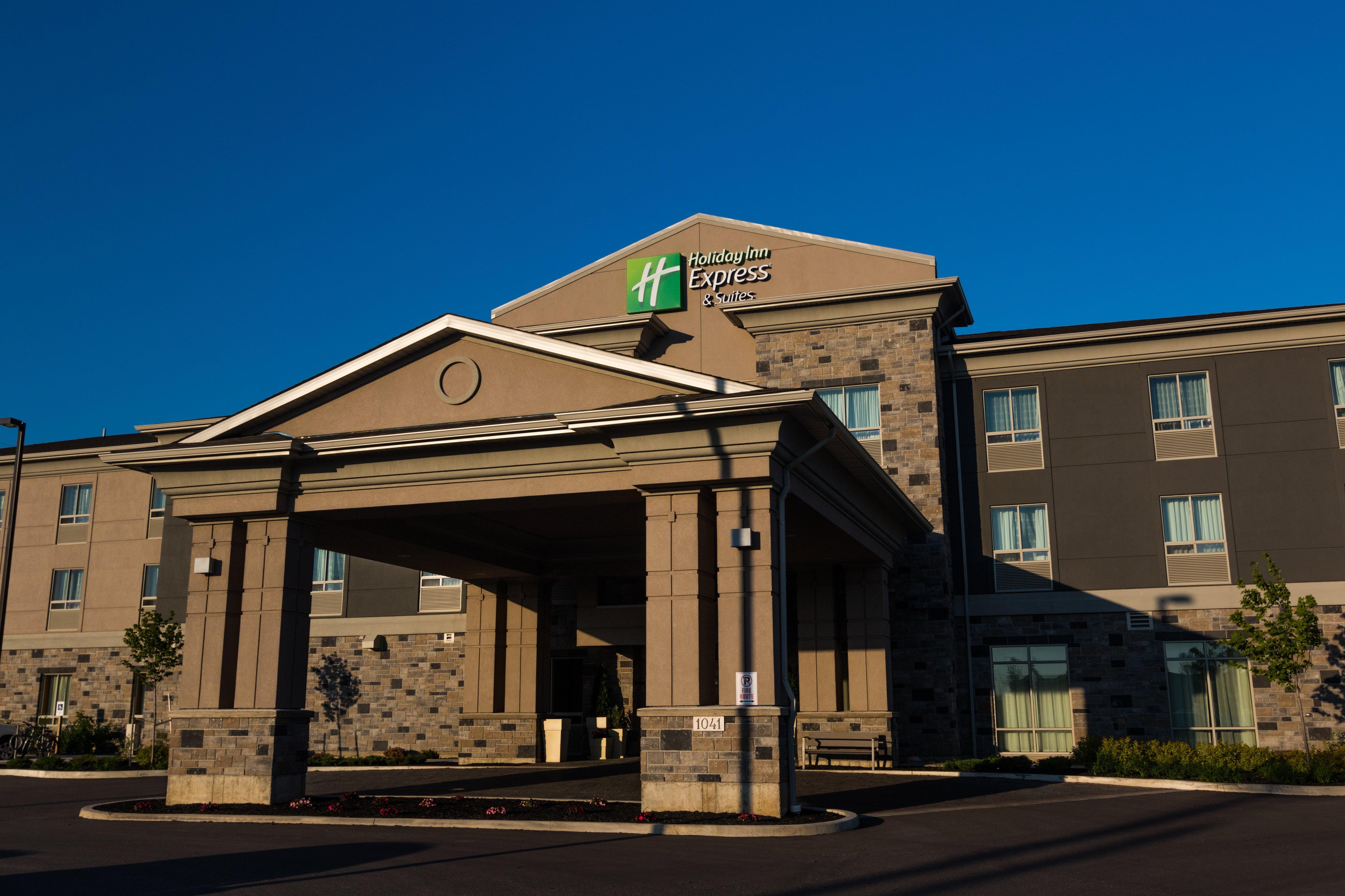 Holiday Inn Express Thunder Bay, An Ihg Hotel Esterno foto