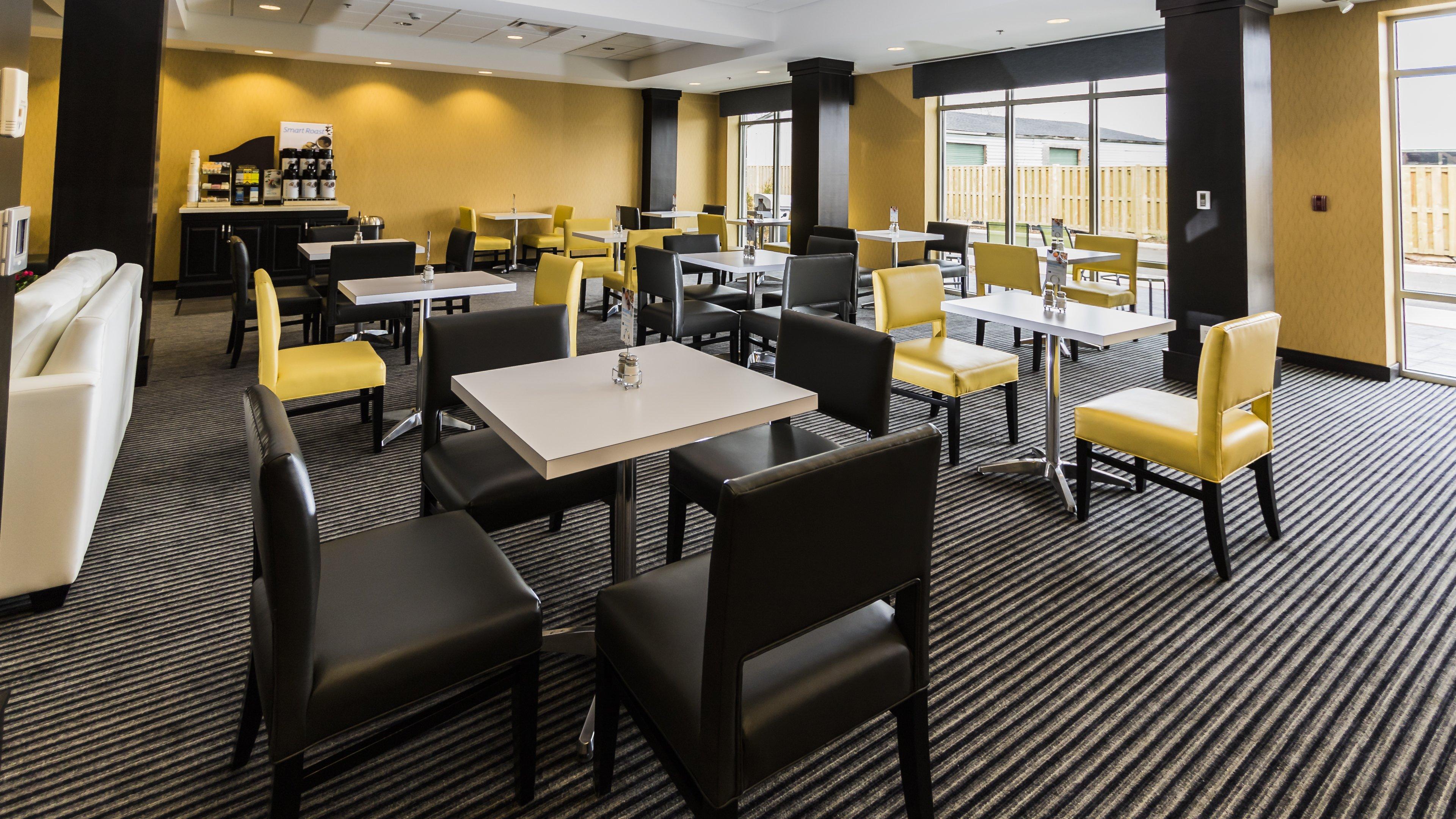 Holiday Inn Express Thunder Bay By Ihg Esterno foto